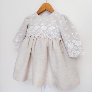 Modelo Isabella Bege Winter