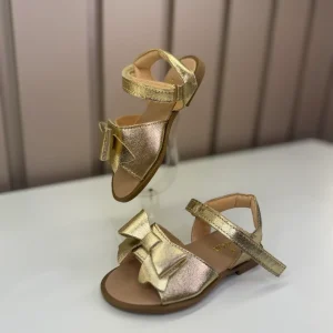 Sandália Infantil Manu Laço Velcro Dourada - Gracia